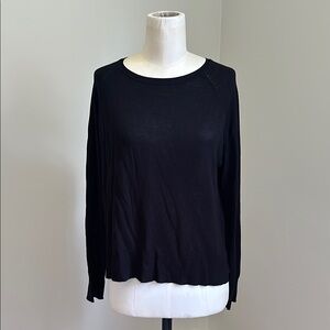 Zara Black Knit Crewneck Sweater - Lightweight, Split Hem, Soft Summer Sweater M